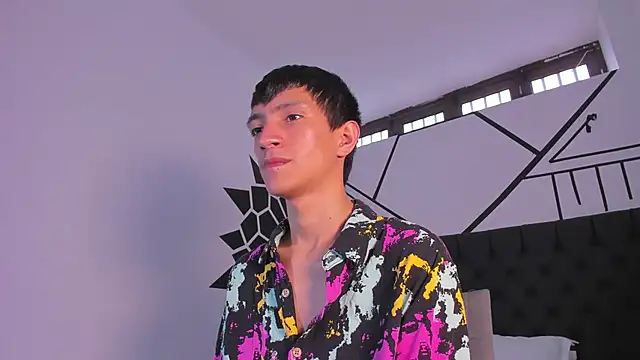 Snapshot of DereckCooperr chatting on 01/31/25, 09:05 DereckCooperr online show from 01/31/25, 09:05