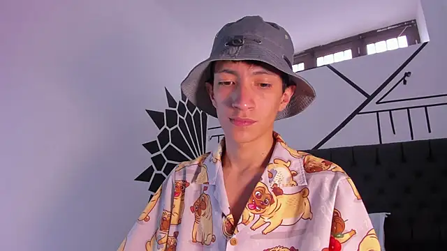 Snapshot of DereckCooperr chatting on 02/01/25, 08:26 DereckCooperr online show from 02/01/25, 08:26