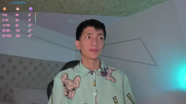 Snapshot of DereckCooperr chatting on 10/11/25, 10:52 DereckCooperr online show from 10/11/25, 10:52