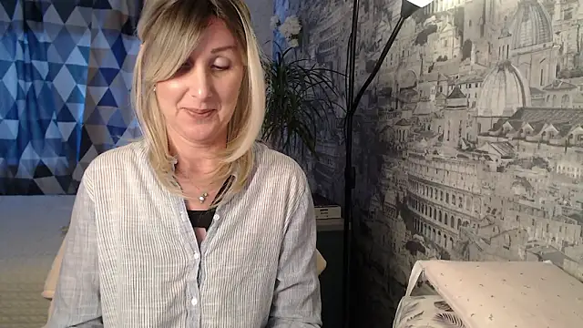 Snapshot of Ariel_the_mermaid chatting on 02/03/26, 08:19 Ariel the mermaid online show from 02/03/26, 08:19