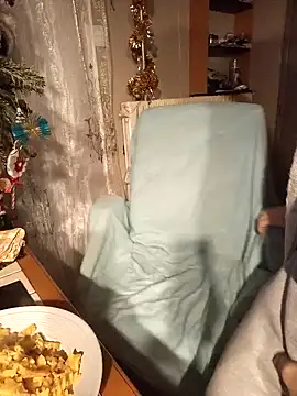 Snapshot of teekoine1 chatting on 01/10/25, 02:04 teekoine1 online show from 01/10/25, 02:04