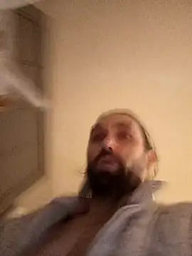 Snapshot of teekoine1 chatting on 01/22/25, 09:21 teekoine1 online show from 01/22/25, 09:21