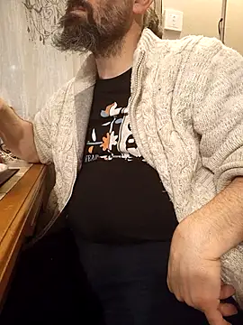 Snapshot of teekoine1 chatting on 11/16/25, 12:38 teekoine1 online show from 11/16/25, 12:38