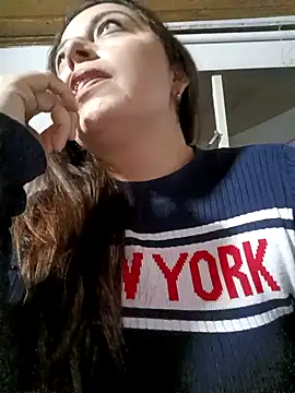 Snapshot of seherlatin chatting on 02/08/25, 01:32 seherlatin online show from 02/08/25, 01:32