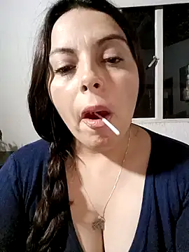 Snapshot of seherlatin chatting on 03/04/25, 01:23 seherlatin online show from 03/04/25, 01:23