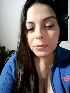 Snapshot of seherlatin chatting on 03/20/25, 02:19 seherlatin online show from 03/20/25, 02:19