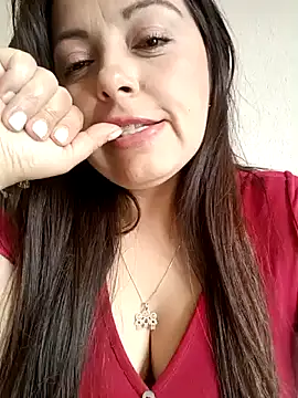 Snapshot of seherlatin chatting on 03/20/25, 05:04 seherlatin online show from 03/20/25, 05:04