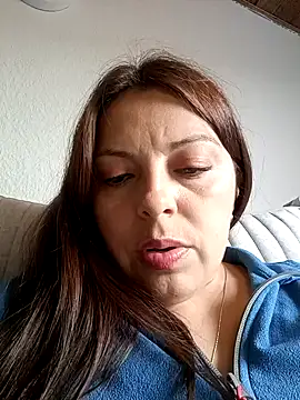 Snapshot of seherlatin chatting on 09/30/25, 06:46 seherlatin online show from 09/30/25, 06:46