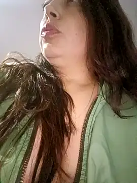 Snapshot of seherlatin chatting on 10/03/25, 03:58 seherlatin online show from 10/03/25, 03:58