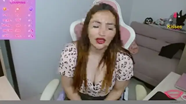 EVA GRAYS online show from 02/25/26, 05:11