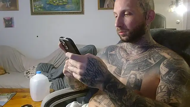 Snapshot of bobbybacala91 chatting on 09/28/25, 09:14 bobbybacala91 online show from 09/28/25, 09:14