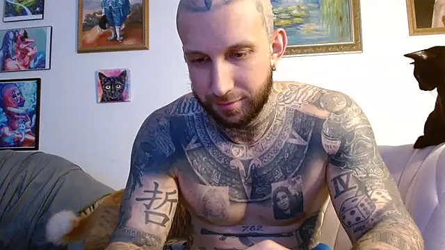 Snapshot of bobbybacala91 chatting on 10/03/25, 07:49 bobbybacala91 online show from 10/03/25, 07:49