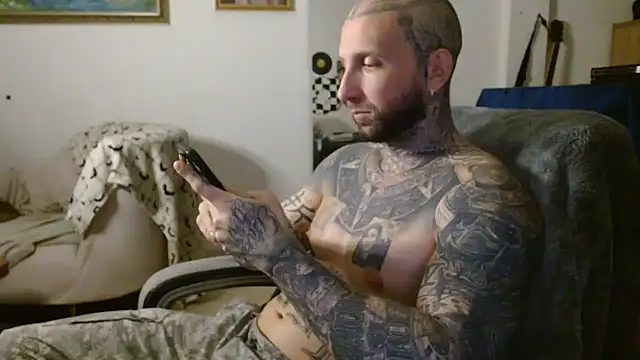 Snapshot of bobbybacala91 chatting on 10/05/25, 07:50 bobbybacala91 online show from 10/05/25, 07:50