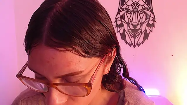 Snapshot of Katy_Van chatting on 10/02/25, 08:38 Katy Van online show from 10/02/25, 08:38