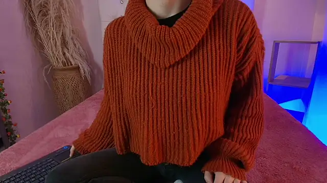 Snapshot of Katy_Van chatting on 10/17/25, 09:17 Katy Van online show from 10/17/25, 09:17