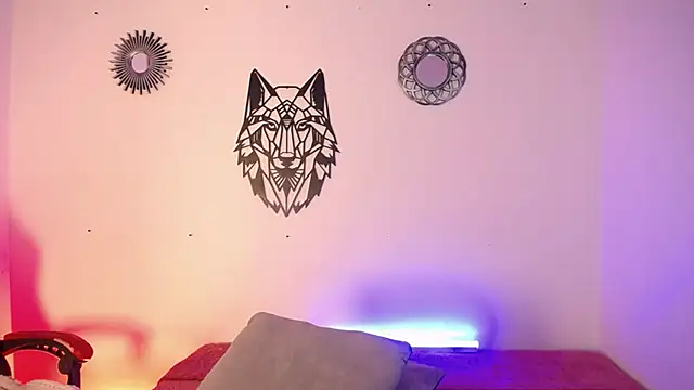 Snapshot of Katy_Van chatting on 11/11/25, 08:53 Katy Van online show from 11/11/25, 08:53