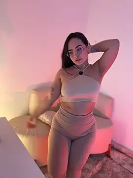 Snapshot of anniesweet02 chatting on 04/10/26, 09:08 anniesweet02 online show from 04/10/26, 09:08