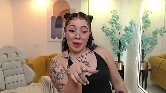 Isa reel online show from 03/04/25, 10:16