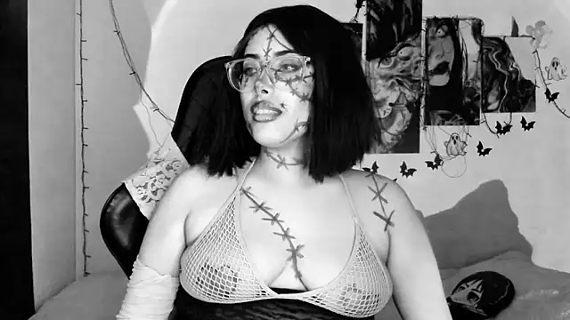 willow poisson online show from 10/18/25, 05:46