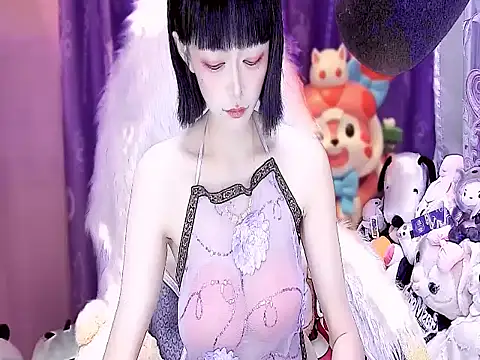 Snapshot of kumamon- chatting on 10/24/25, 02:35 kumamon- online show from 10/24/25, 02:35