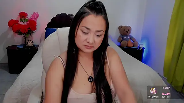 emilydolshe2 online show from 02/18/26, 02:02