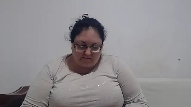 Nykyxo online show from 04/12/26, 05:51