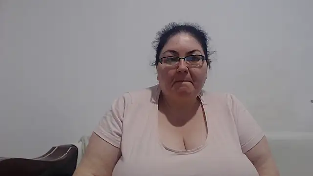 Nykyxo online show from 04/25/26, 07:44