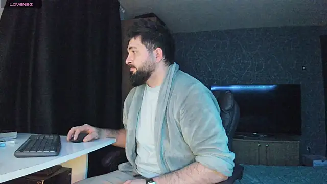 Snapshot of Eduu2322 chatting on 01/08/25, 11:09 Eduu2322 online show from 01/08/25, 11:09