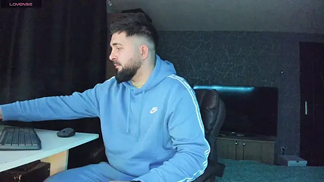 Snapshot of Eduu2322 chatting on 01/09/25, 11:34 Eduu2322 online show from 01/09/25, 11:34