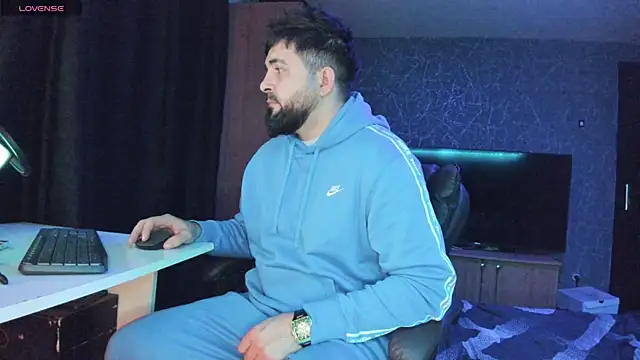 Snapshot of Eduu2322 chatting on 01/26/25, 10:02 Eduu2322 online show from 01/26/25, 10:02