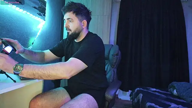 Snapshot of Eduu2322 chatting on 01/28/25, 09:50 Eduu2322 online show from 01/28/25, 09:50