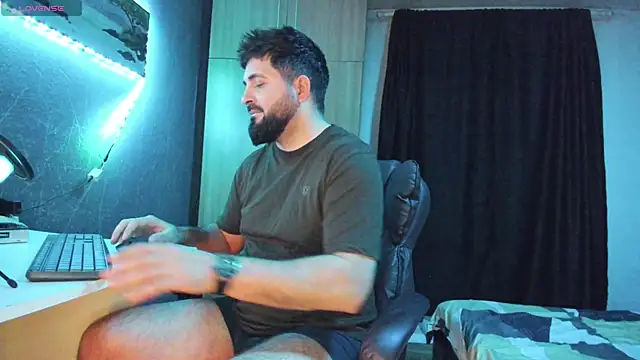 Snapshot of Eduu2322 chatting on 02/04/25, 11:06 Eduu2322 online show from 02/04/25, 11:06