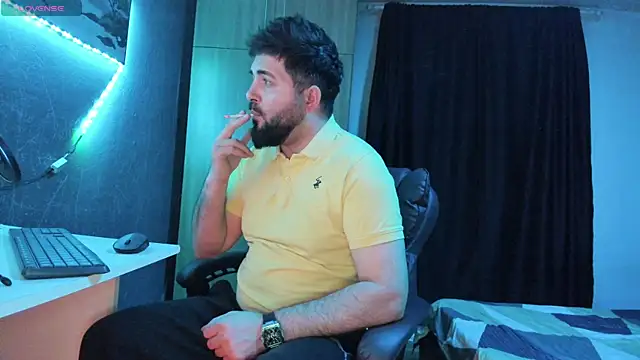 Snapshot of Eduu2322 chatting on 02/05/25, 10:12 Eduu2322 online show from 02/05/25, 10:12