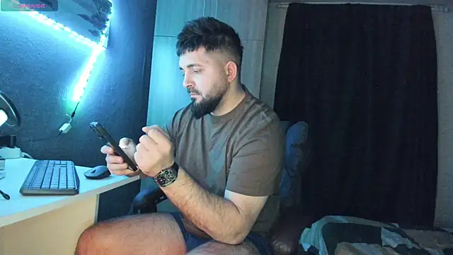 Snapshot of Eduu2322 chatting on 02/09/25, 10:00 Eduu2322 online show from 02/09/25, 10:00