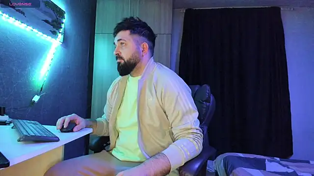 Snapshot of Eduu2322 chatting on 03/14/25, 09:32 Eduu2322 online show from 03/14/25, 09:32