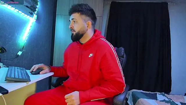 Snapshot of Eduu2322 chatting on 03/15/25, 10:11 Eduu2322 online show from 03/15/25, 10:11