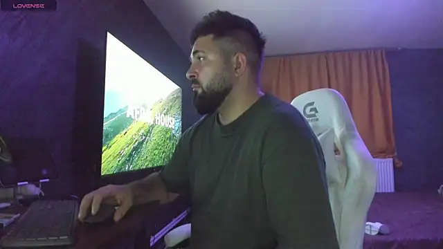 Snapshot of Eduu2322 chatting on 11/07/25, 09:59 Eduu2322 online show from 11/07/25, 09:59