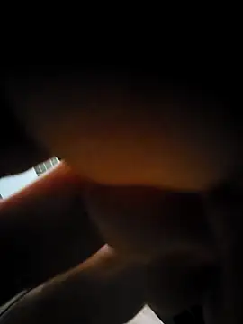 Snapshot of Cemg chatting on 04/12/26, 05:45 Cemg online show from 04/12/26, 05:45