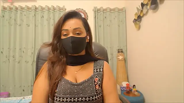 OH-Monica online show from 12/15/25, 08:57