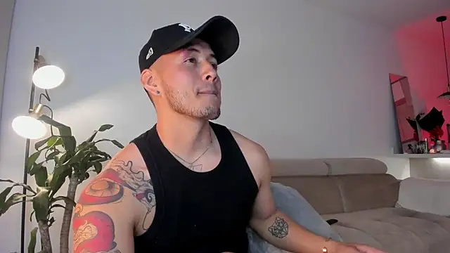 Chriskyle  online show from 03/11/25, 05:16