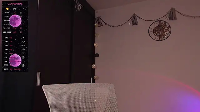 CherryBlossom    online show from 03/23/25, 03:54