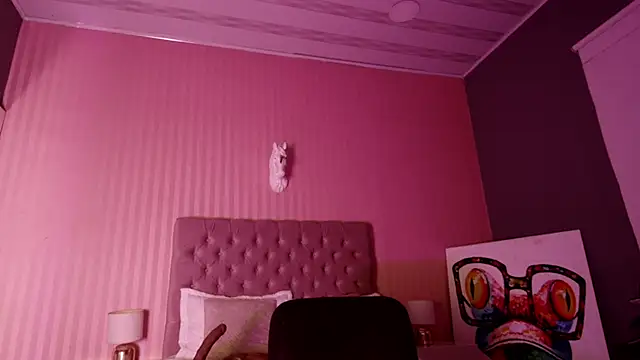 Snapshot of Martina_Haley chatting on 12/28/24, 09:52 Martina Haley online show from 12/28/24, 09:52