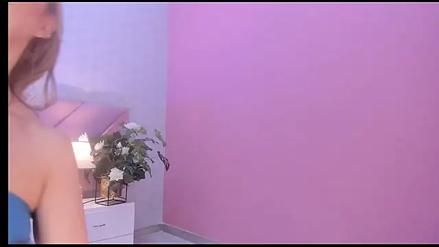 Snapshot of thecrazyadamss_ chatting on 02/11/25, 04:02 thecrazyadamss  online show from 02/11/25, 04:02