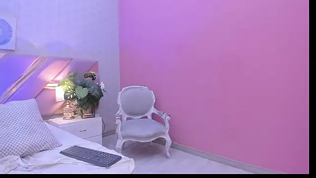 Snapshot of thecrazyadamss_ chatting on 02/27/25, 11:15 thecrazyadamss  online show from 02/27/25, 11:15