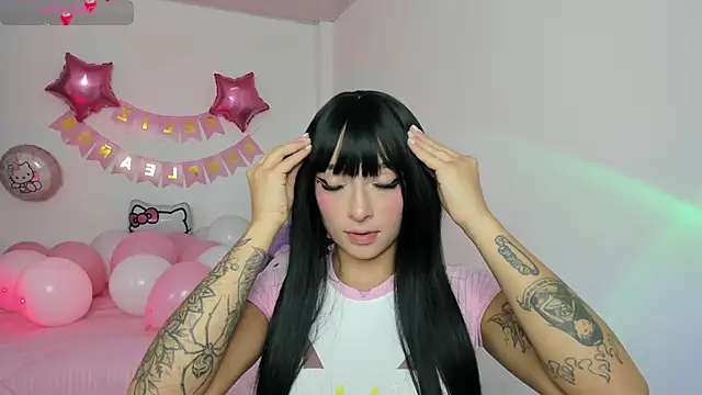 issagarcia online show from 03/07/25, 01:18