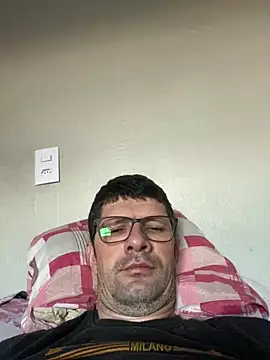 Juliano2289 online show from 05/13/26, 07:55