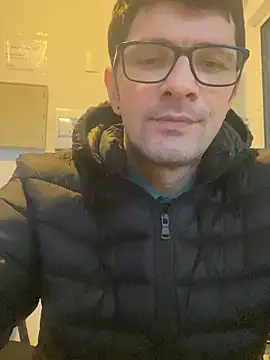 Juliano2289 online show from 05/21/26, 06:37