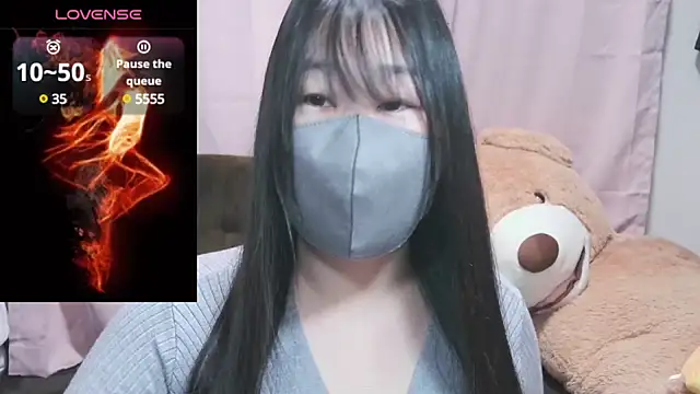 yuinyan3150 online show from 12/24/24, 06:17