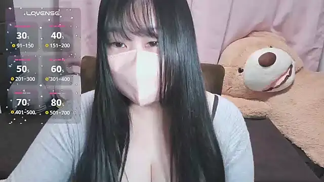 yuinyan3150 online show from 01/18/26, 09:18