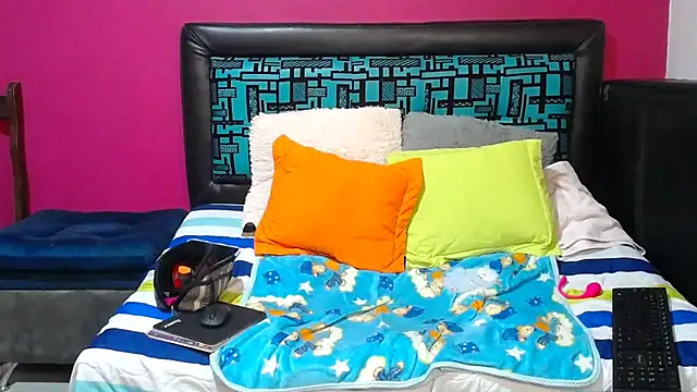 karolhot916 online show from 01/11/25, 12:33